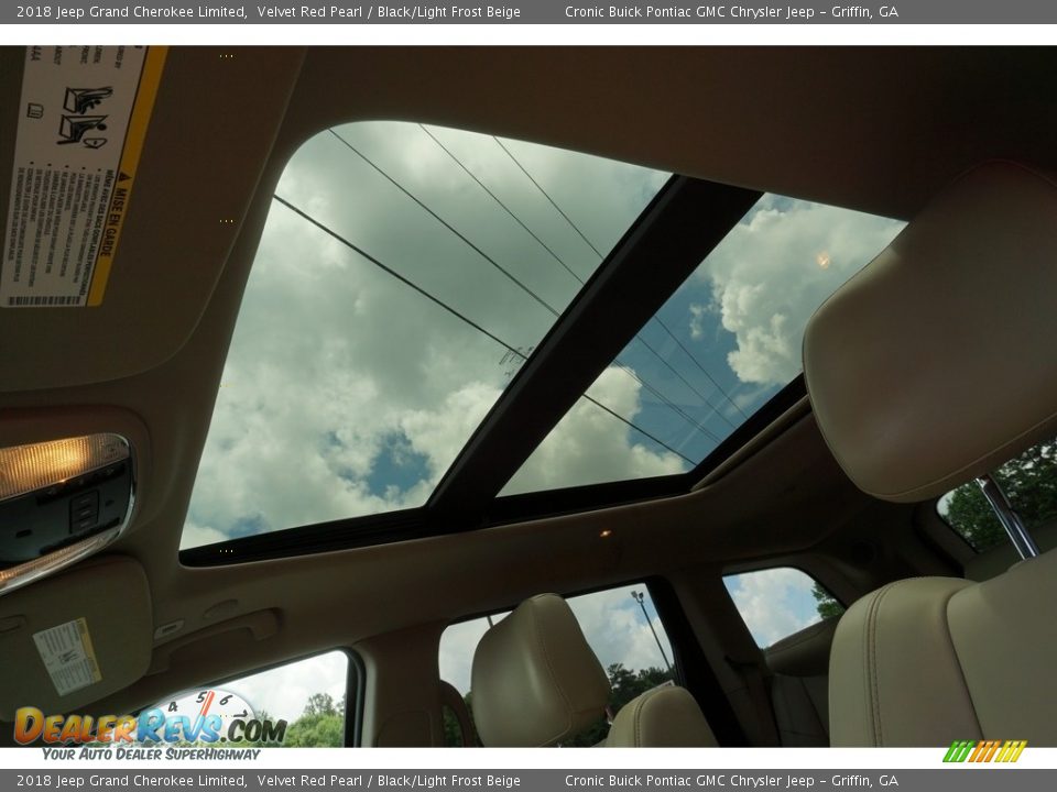 2018 Jeep Grand Cherokee Limited Velvet Red Pearl / Black/Light Frost Beige Photo #6