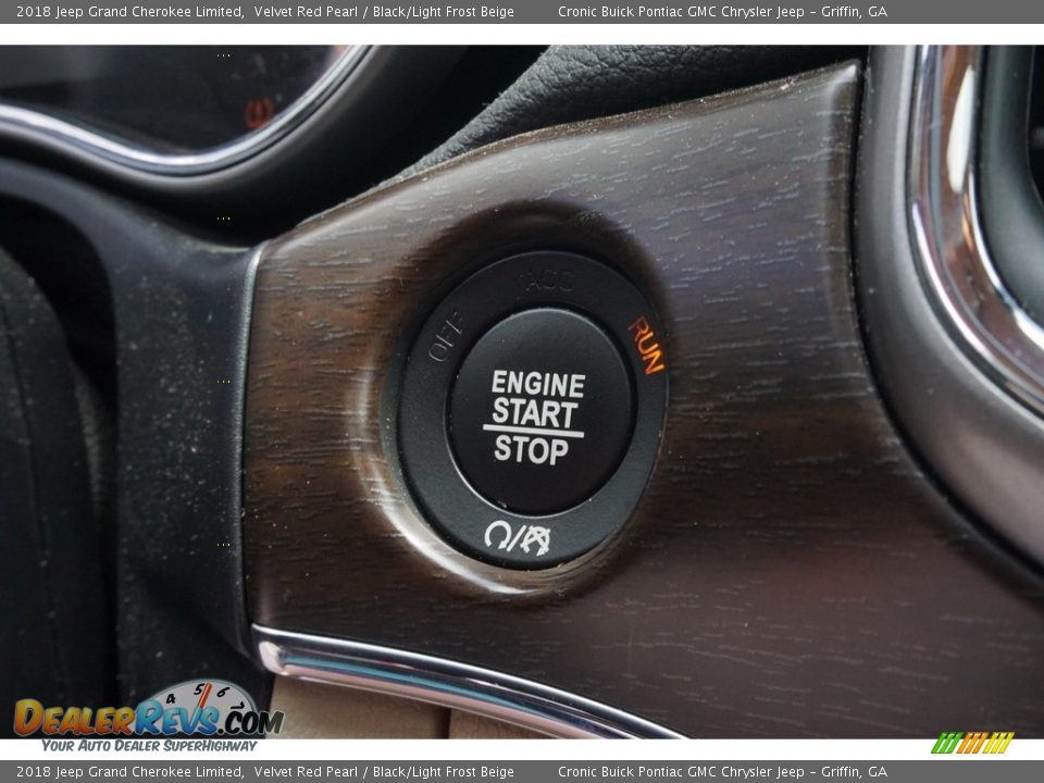 2018 Jeep Grand Cherokee Limited Velvet Red Pearl / Black/Light Frost Beige Photo #9
