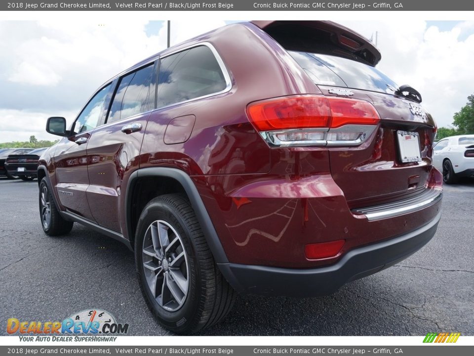 2018 Jeep Grand Cherokee Limited Velvet Red Pearl / Black/Light Frost Beige Photo #11