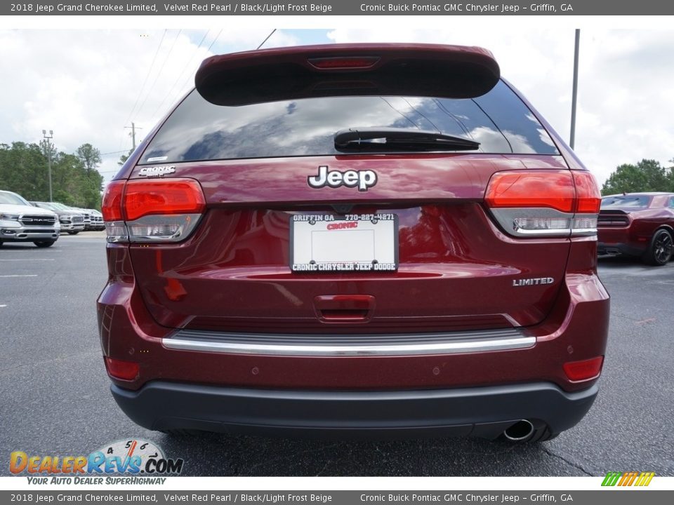 2018 Jeep Grand Cherokee Limited Velvet Red Pearl / Black/Light Frost Beige Photo #12