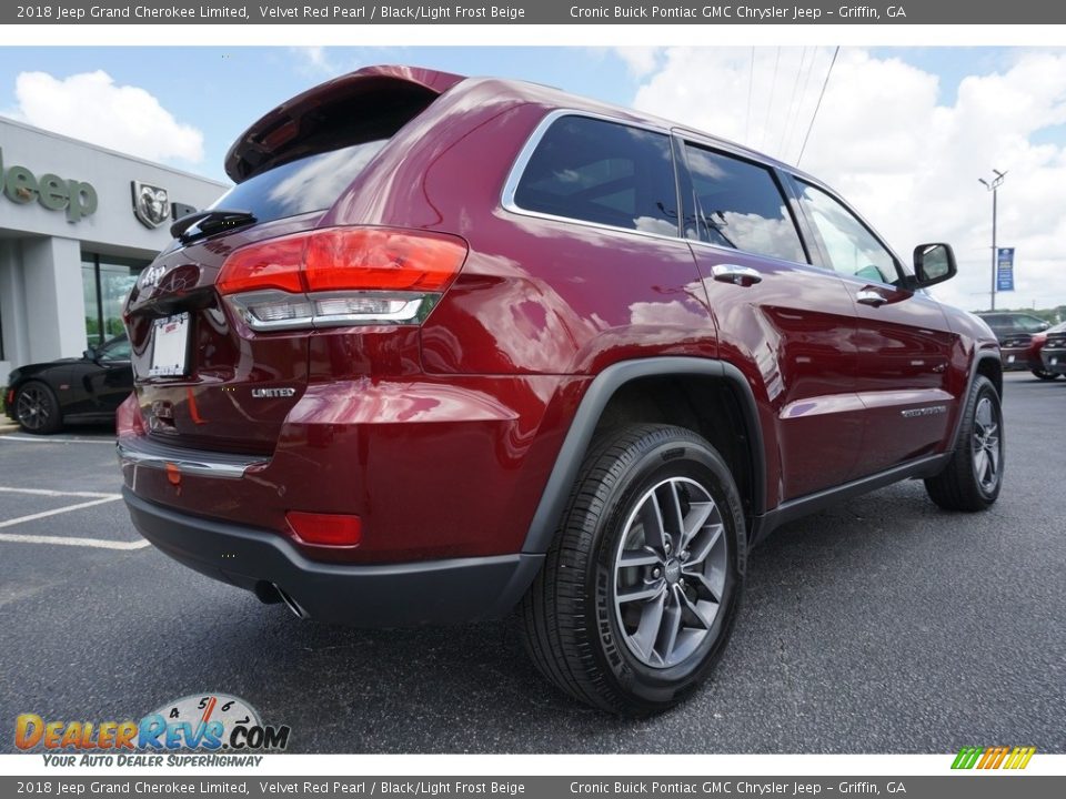 2018 Jeep Grand Cherokee Limited Velvet Red Pearl / Black/Light Frost Beige Photo #13