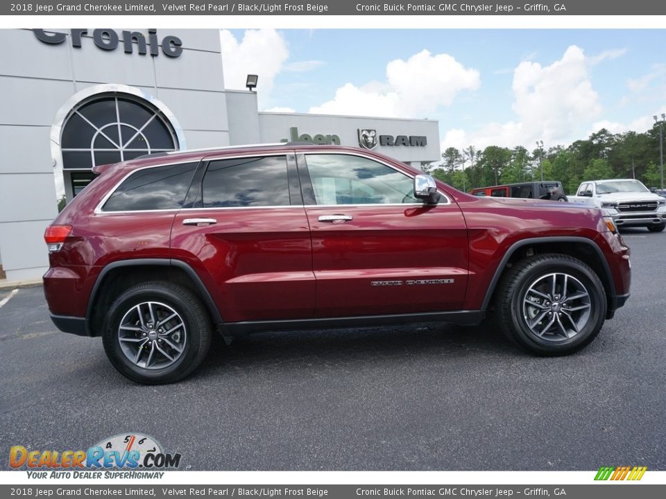 2018 Jeep Grand Cherokee Limited Velvet Red Pearl / Black/Light Frost Beige Photo #14