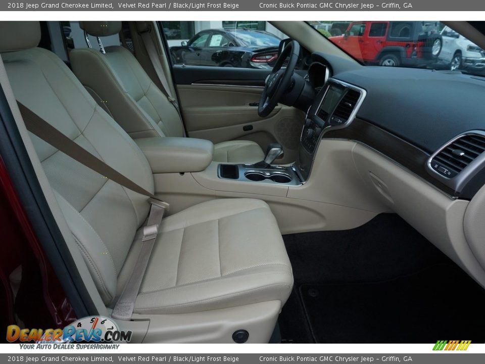 2018 Jeep Grand Cherokee Limited Velvet Red Pearl / Black/Light Frost Beige Photo #16