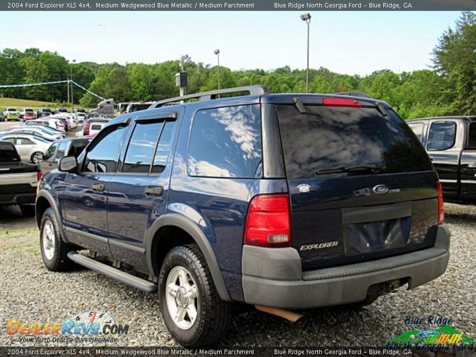 2004 Ford Explorer XLS 4x4 Medium Wedgewood Blue Metallic / Medium Parchment Photo #3
