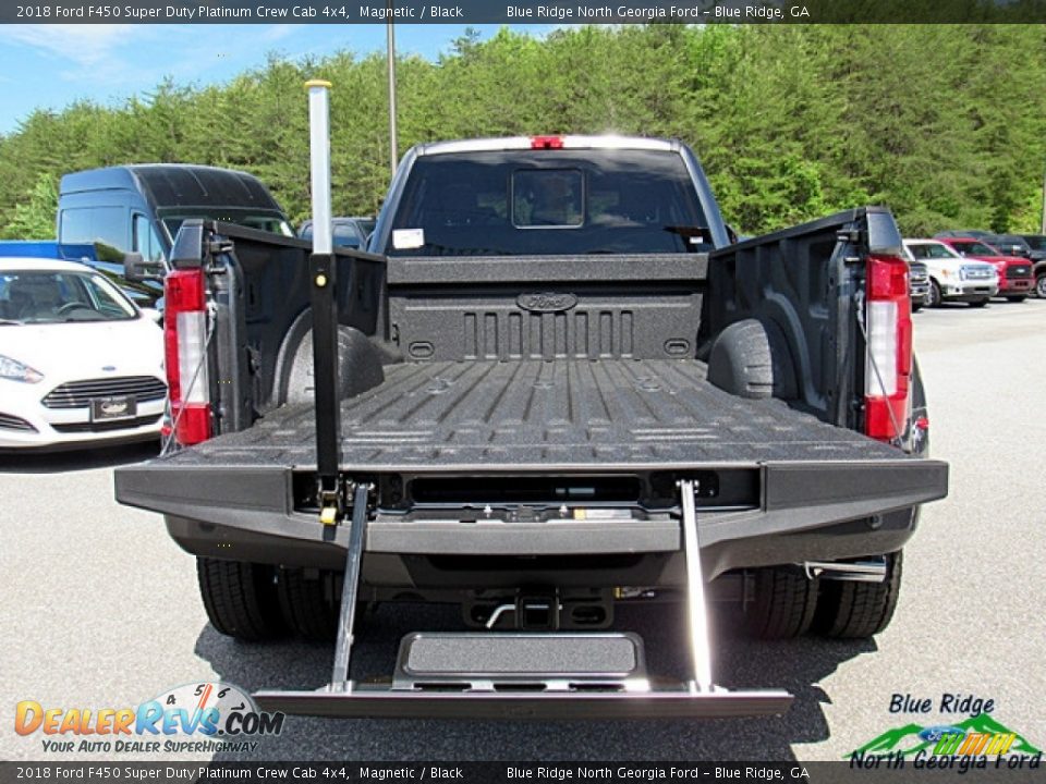 2018 Ford F450 Super Duty Platinum Crew Cab 4x4 Magnetic / Black Photo #13