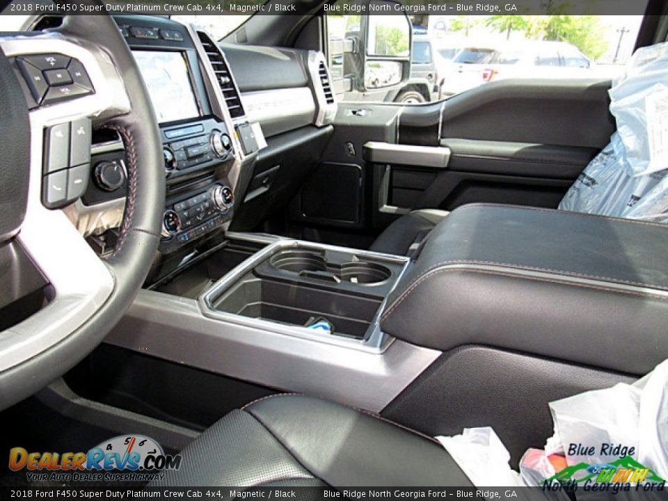 2018 Ford F450 Super Duty Platinum Crew Cab 4x4 Magnetic / Black Photo #28