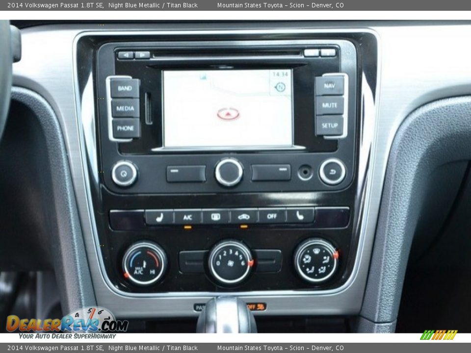 2014 Volkswagen Passat 1.8T SE Night Blue Metallic / Titan Black Photo #16