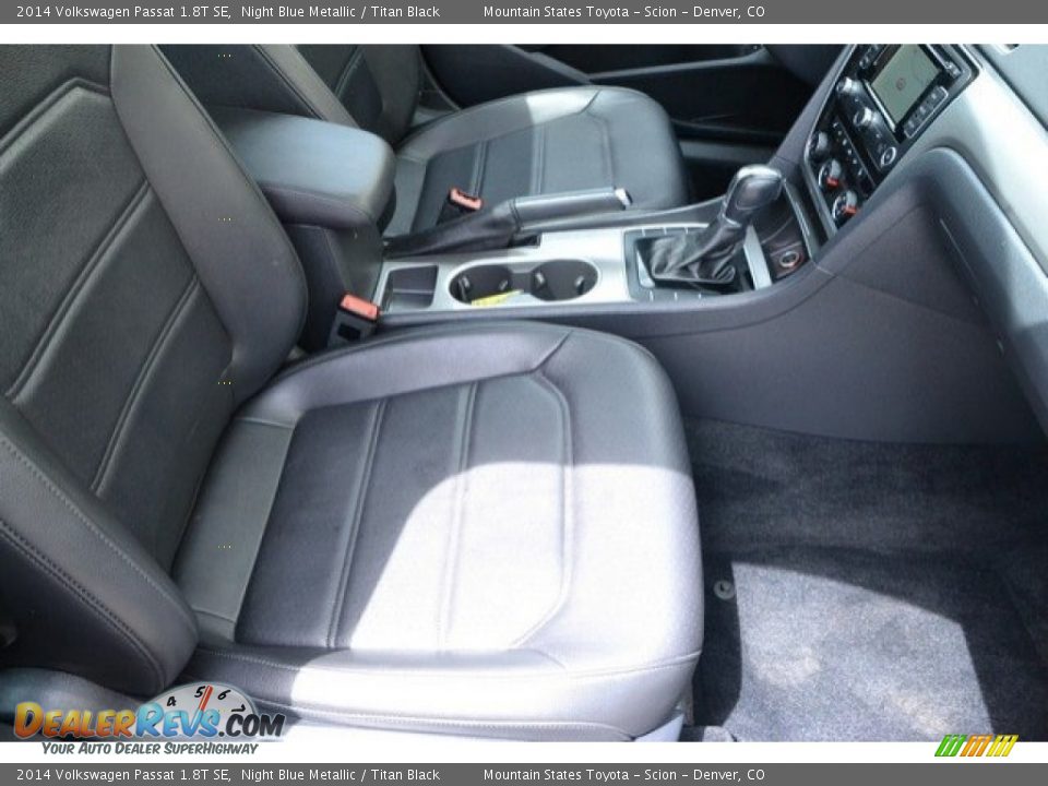 2014 Volkswagen Passat 1.8T SE Night Blue Metallic / Titan Black Photo #18
