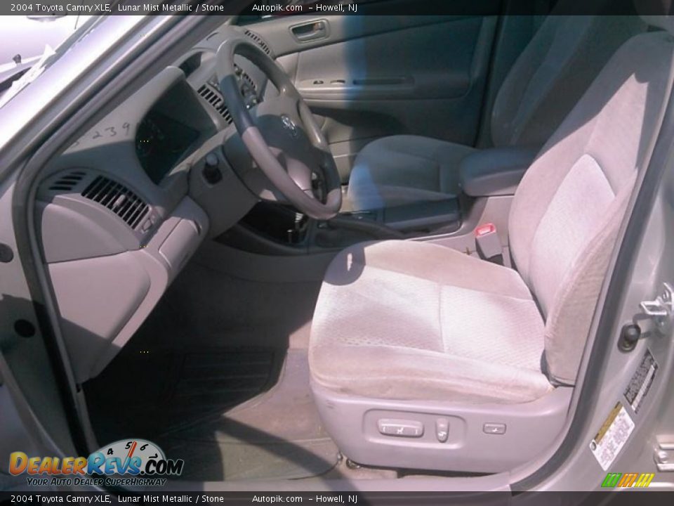 2004 Toyota Camry XLE Lunar Mist Metallic / Stone Photo #3