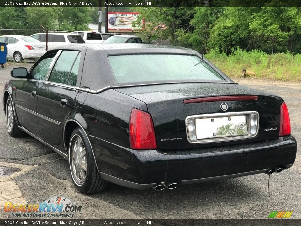 2003 Cadillac DeVille Sedan Blue Onyx / Black Photo #4