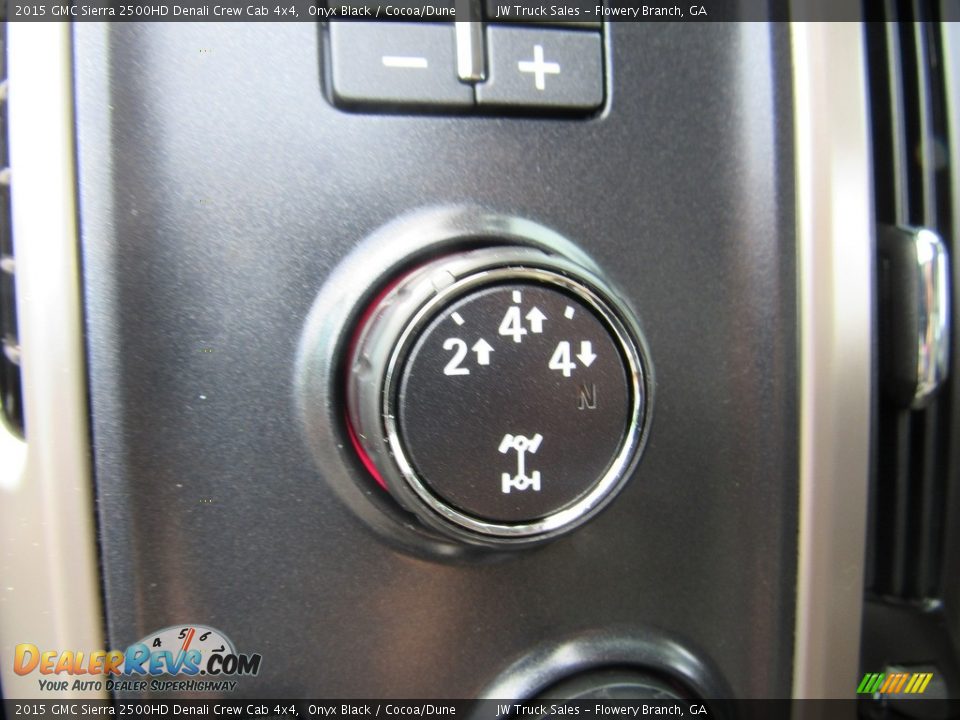 2015 GMC Sierra 2500HD Denali Crew Cab 4x4 Onyx Black / Cocoa/Dune Photo #25