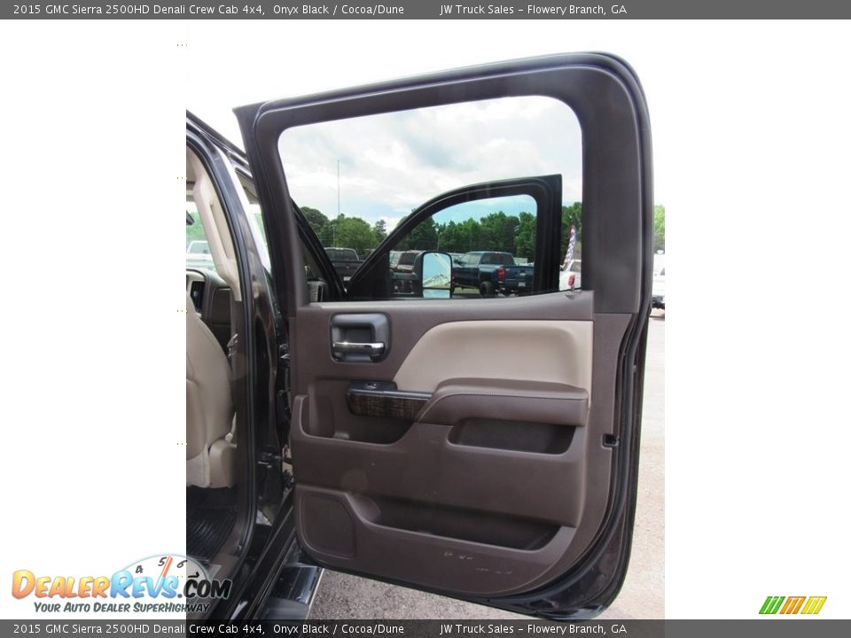 2015 GMC Sierra 2500HD Denali Crew Cab 4x4 Onyx Black / Cocoa/Dune Photo #32