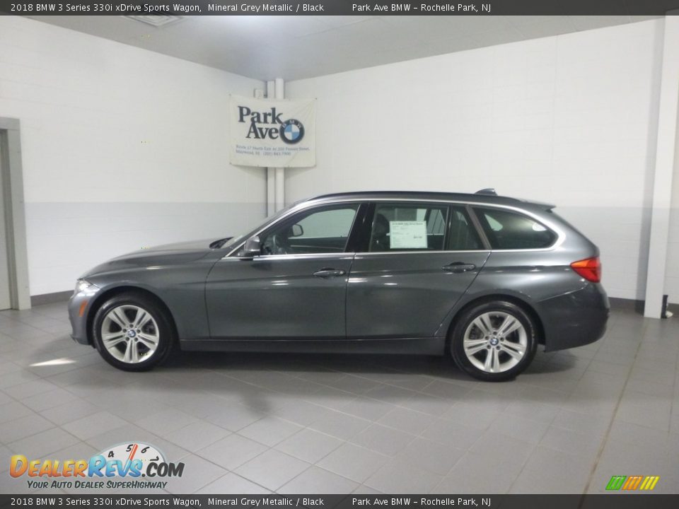 2018 BMW 3 Series 330i xDrive Sports Wagon Mineral Grey Metallic / Black Photo #2