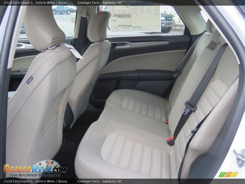 2018 Ford Fusion S Oxford White / Ebony Photo #5