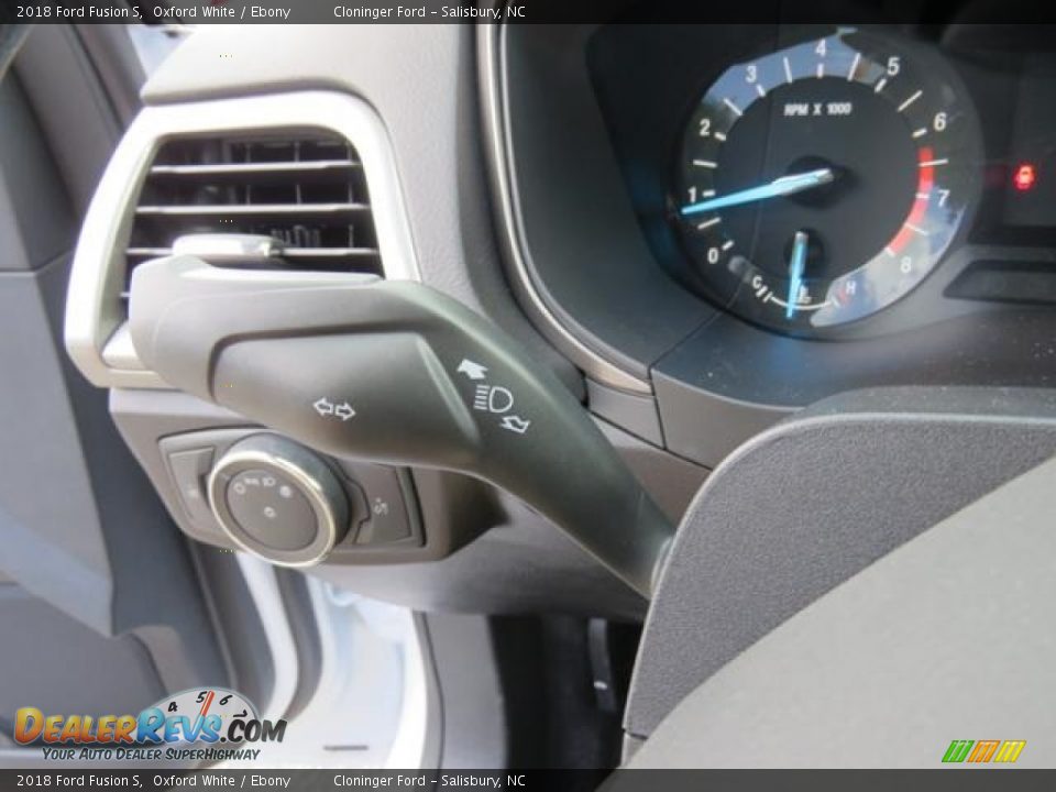 2018 Ford Fusion S Oxford White / Ebony Photo #16