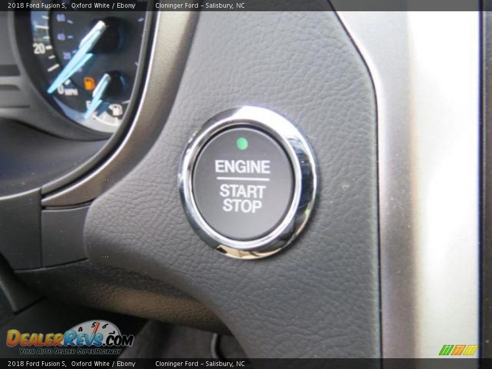 2018 Ford Fusion S Oxford White / Ebony Photo #18