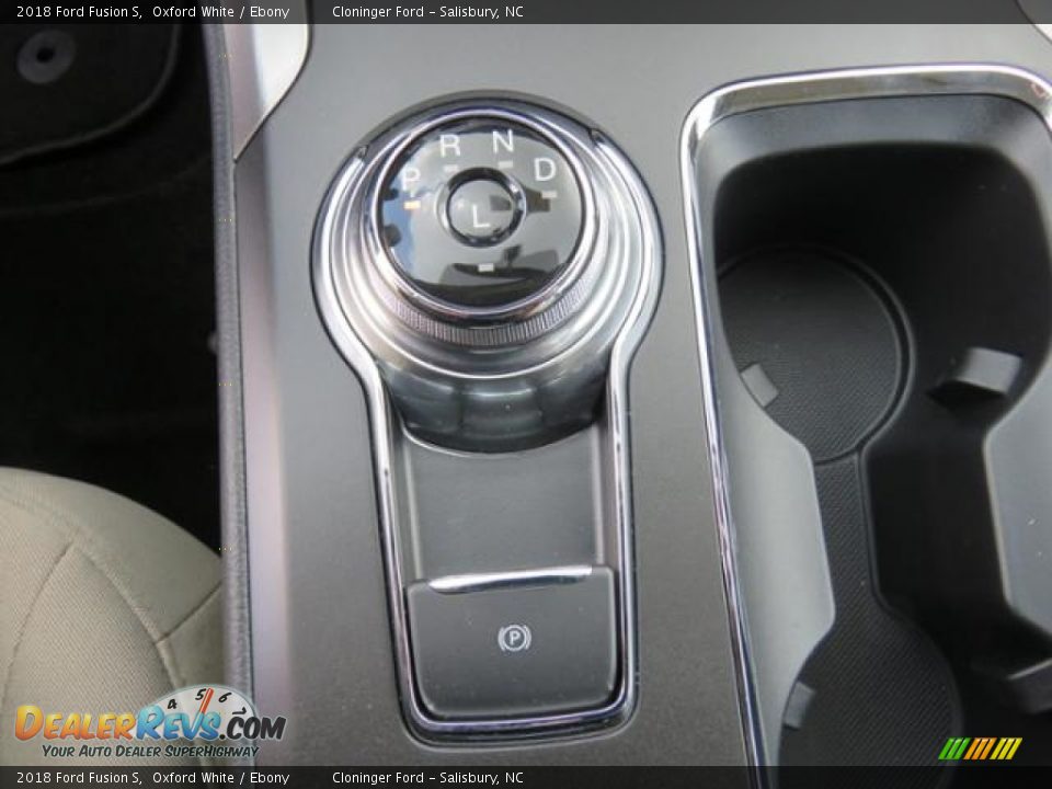2018 Ford Fusion S Oxford White / Ebony Photo #19