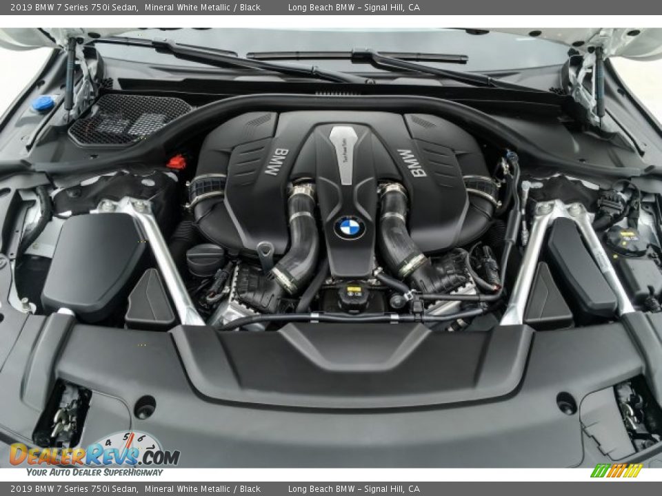 2019 BMW 7 Series 750i Sedan 4.4 Liter DI TwinPower Turbocharged DOHC 32-Valve VVT V8 Engine Photo #8