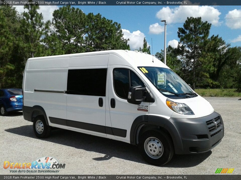 Front 3/4 View of 2018 Ram ProMaster 2500 High Roof Cargo Van Photo #7