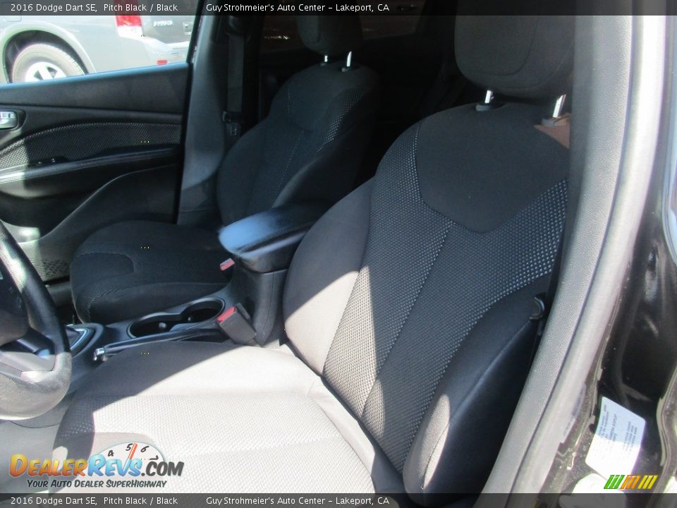 2016 Dodge Dart SE Pitch Black / Black Photo #7