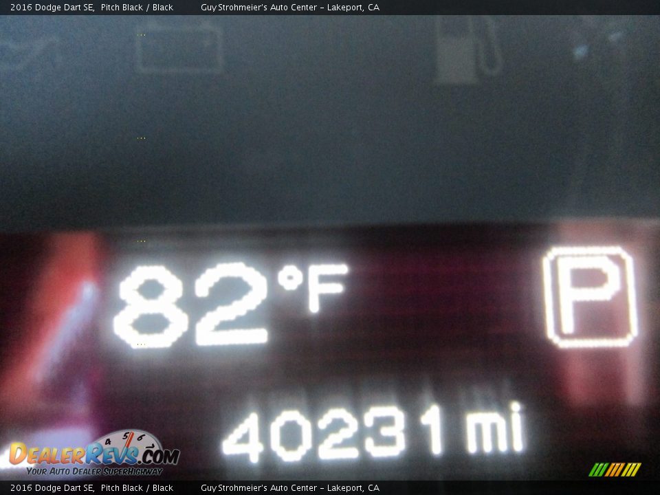 2016 Dodge Dart SE Pitch Black / Black Photo #10