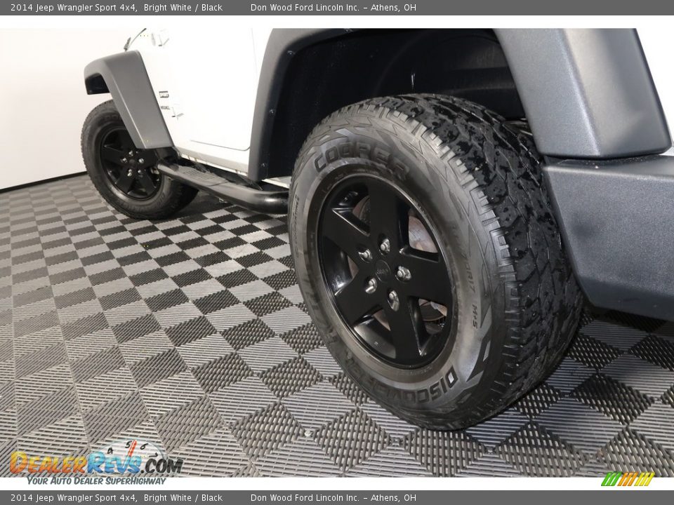 2014 Jeep Wrangler Sport 4x4 Bright White / Black Photo #18