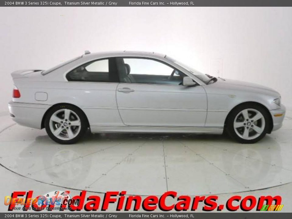 2004 BMW 3 Series 325i Coupe Titanium Silver Metallic / Grey Photo #4