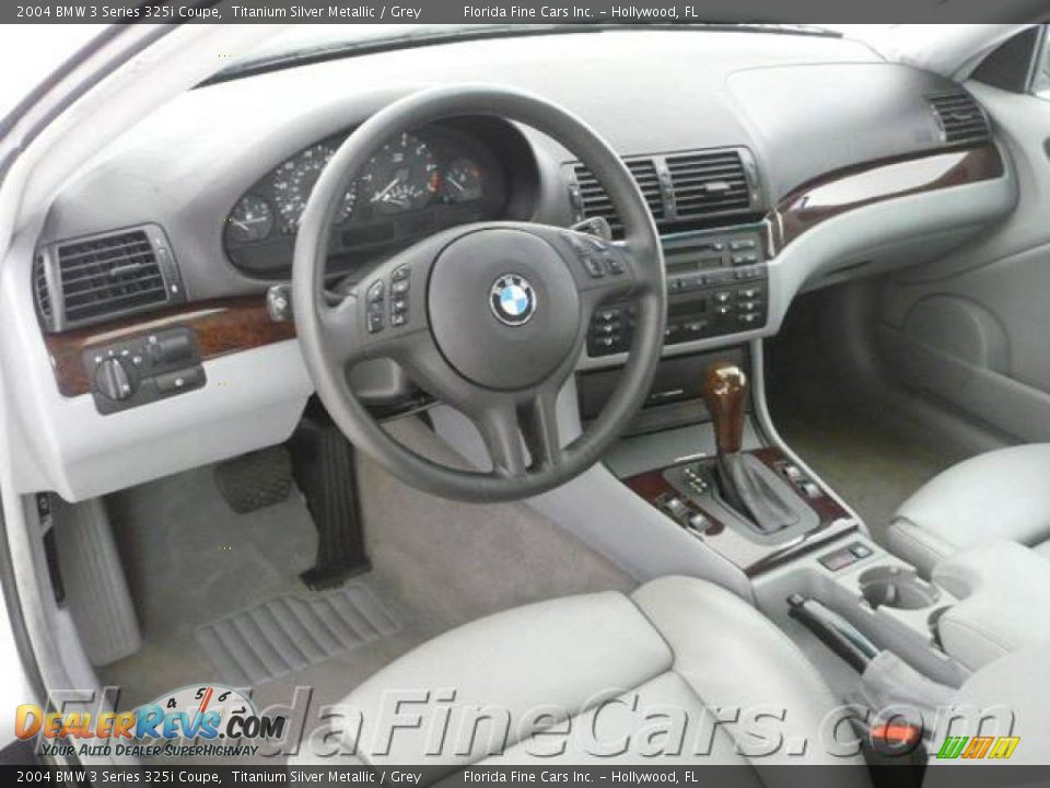 2004 BMW 3 Series 325i Coupe Titanium Silver Metallic / Grey Photo #12