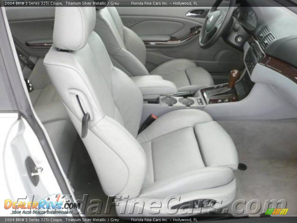 2004 BMW 3 Series 325i Coupe Titanium Silver Metallic / Grey Photo #13