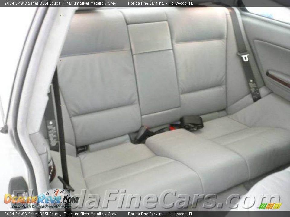 2004 BMW 3 Series 325i Coupe Titanium Silver Metallic / Grey Photo #14