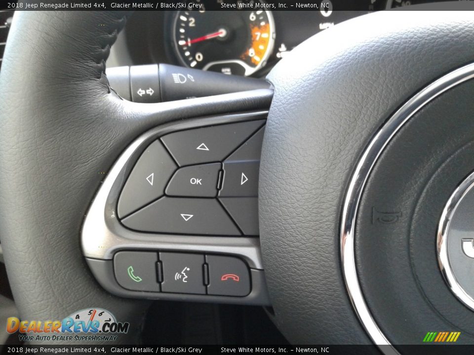 Controls of 2018 Jeep Renegade Limited 4x4 Photo #16