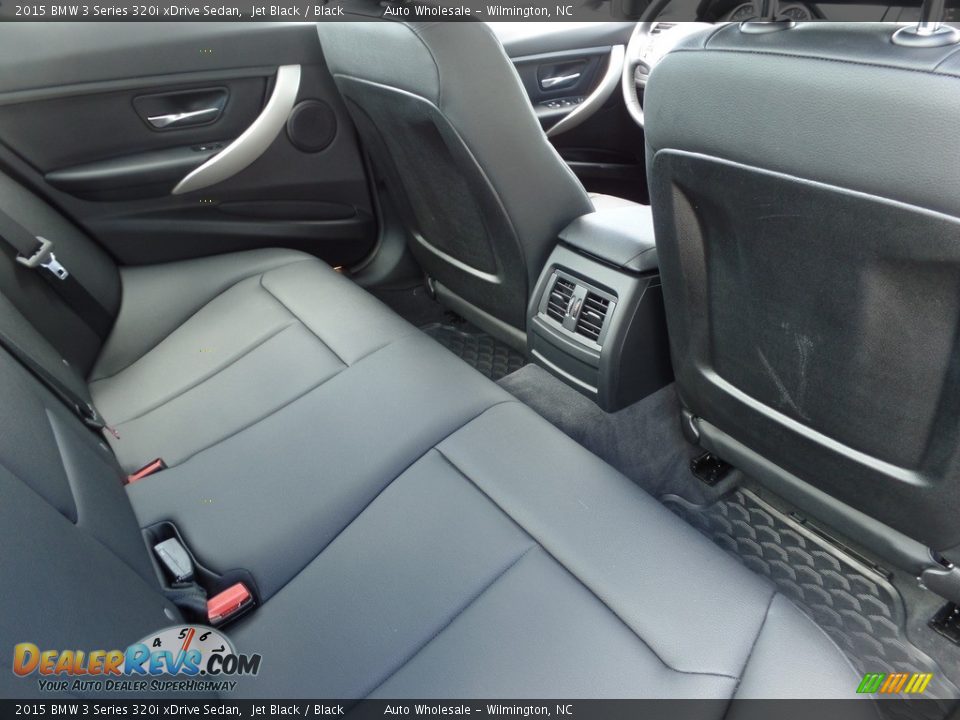 2015 BMW 3 Series 320i xDrive Sedan Jet Black / Black Photo #15