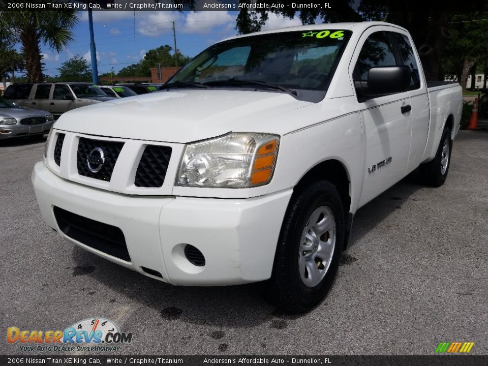 2006 Nissan Titan XE King Cab White / Graphite/Titanium Photo #7