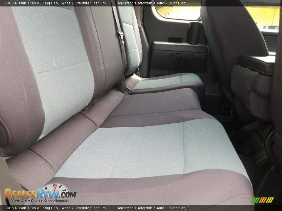 2006 Nissan Titan XE King Cab White / Graphite/Titanium Photo #20