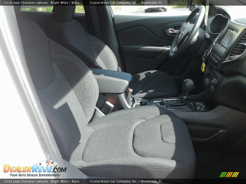 2019 Jeep Cherokee Latitude Bright White / Black Photo #12