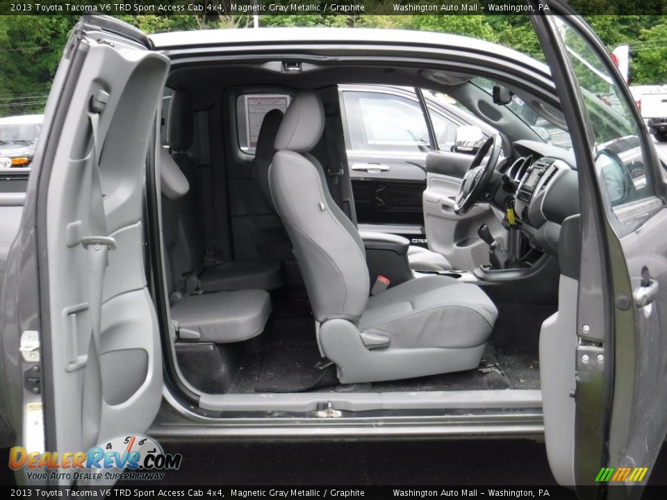 2013 Toyota Tacoma V6 TRD Sport Access Cab 4x4 Magnetic Gray Metallic / Graphite Photo #14