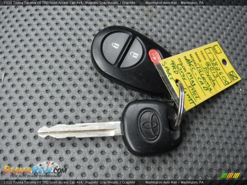 2013 Toyota Tacoma V6 TRD Sport Access Cab 4x4 Magnetic Gray Metallic / Graphite Photo #19