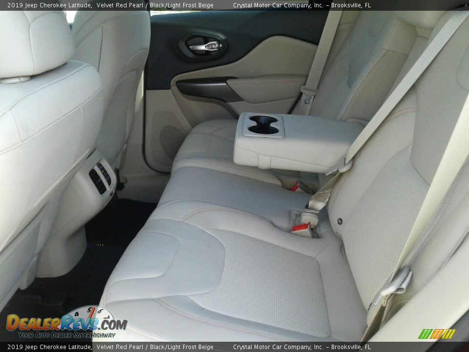 2019 Jeep Cherokee Latitude Velvet Red Pearl / Black/Light Frost Beige Photo #10