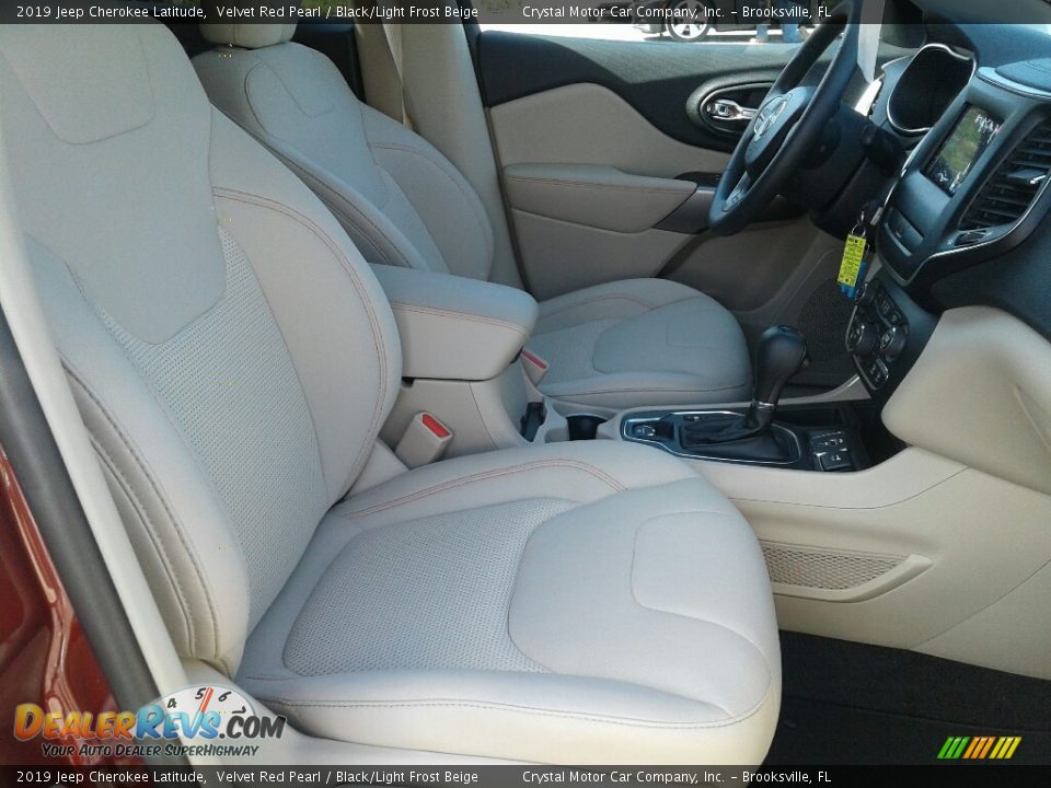 2019 Jeep Cherokee Latitude Velvet Red Pearl / Black/Light Frost Beige Photo #12