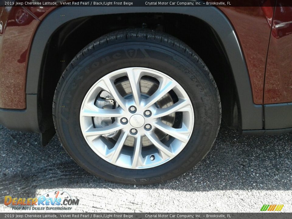 2019 Jeep Cherokee Latitude Velvet Red Pearl / Black/Light Frost Beige Photo #20