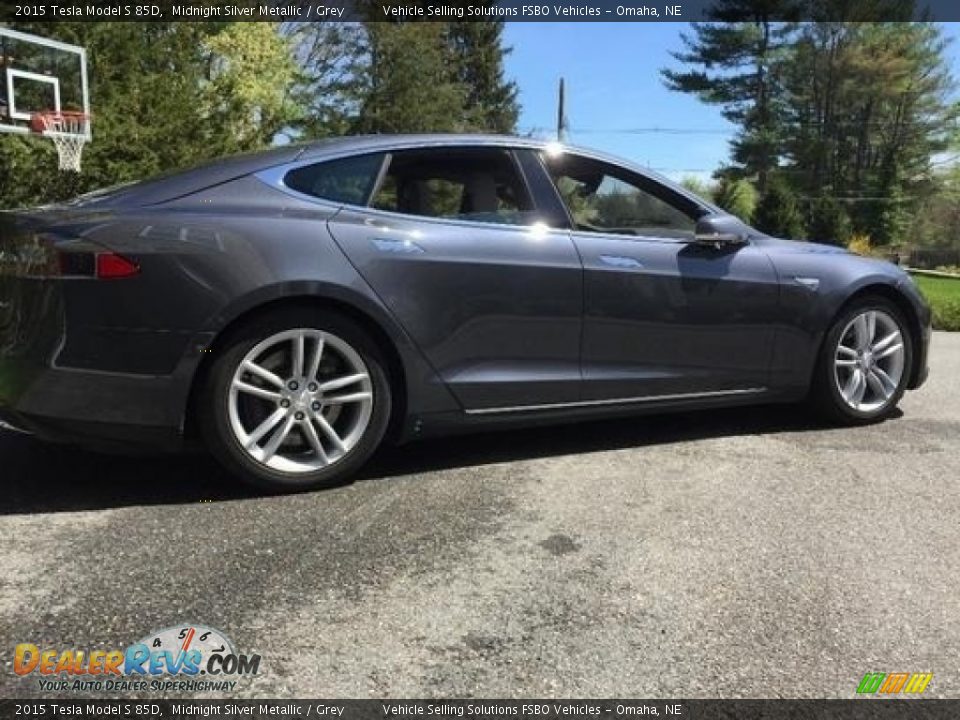 2015 Tesla Model S 85D Midnight Silver Metallic / Grey Photo #9