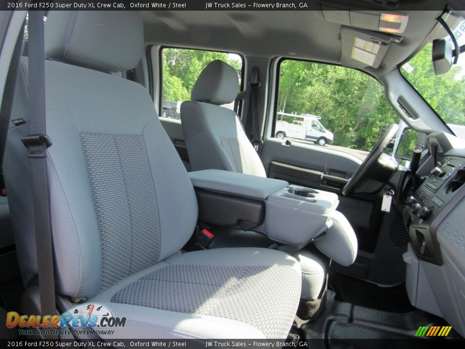 2016 Ford F250 Super Duty XL Crew Cab Oxford White / Steel Photo #11