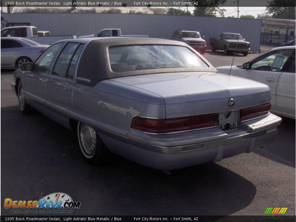 1995 Buick Roadmaster Sedan Light Adriatic Blue Metallic / Blue Photo #2