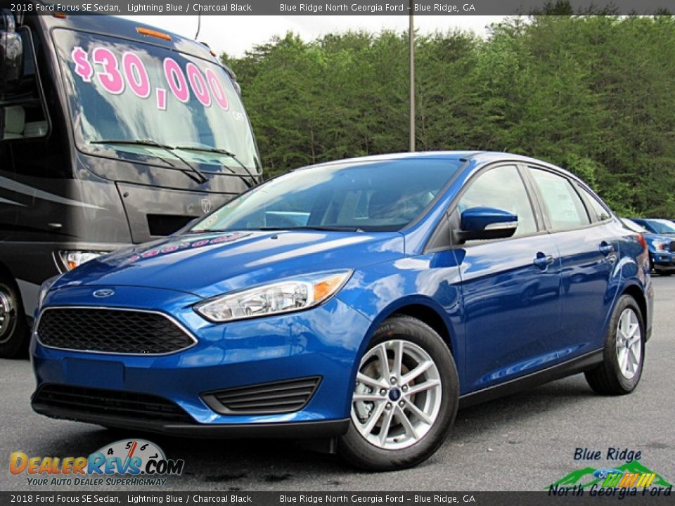 2018 Ford Focus SE Sedan Lightning Blue / Charcoal Black Photo #1