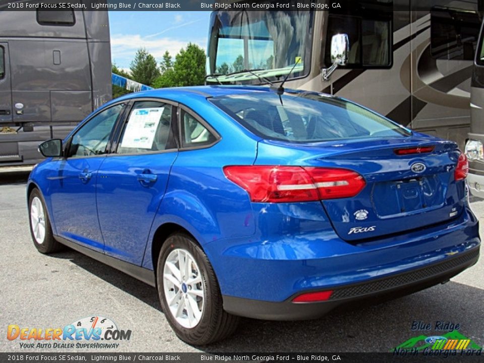 2018 Ford Focus SE Sedan Lightning Blue / Charcoal Black Photo #3