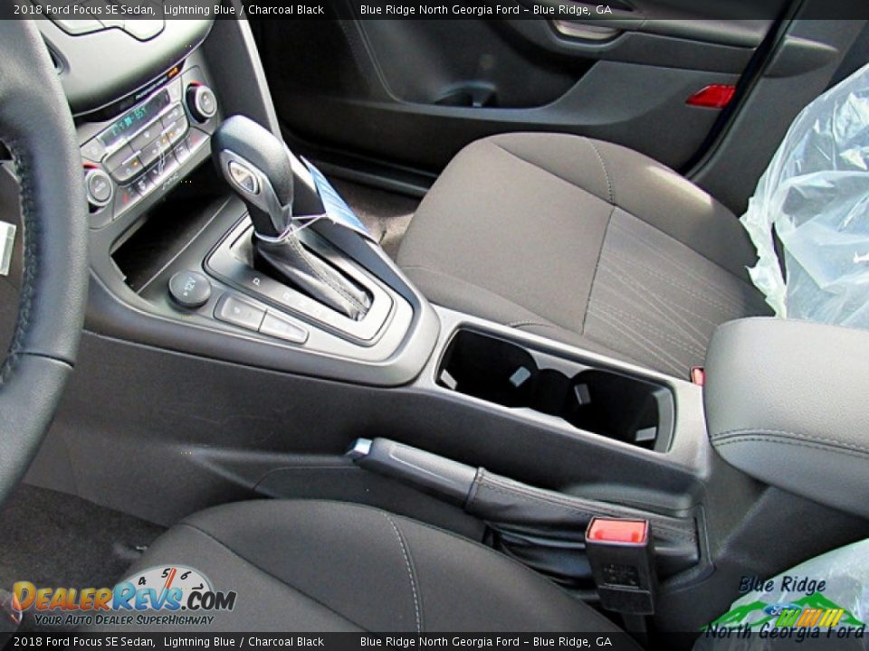 2018 Ford Focus SE Sedan Lightning Blue / Charcoal Black Photo #20