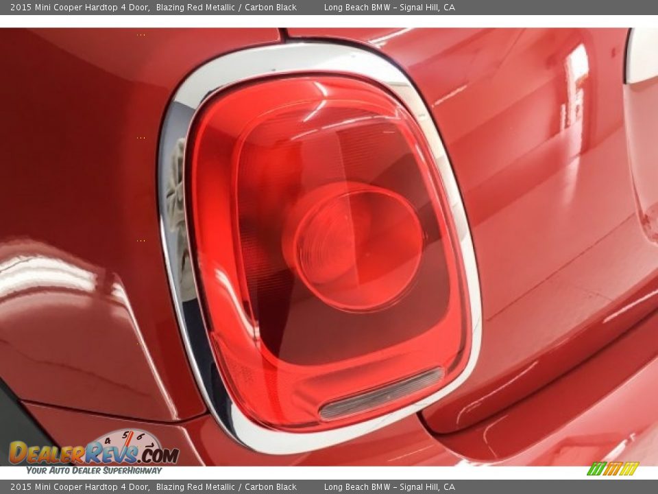 2015 Mini Cooper Hardtop 4 Door Blazing Red Metallic / Carbon Black Photo #30