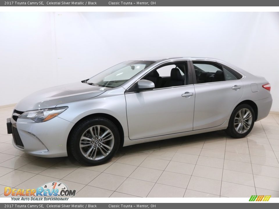 2017 Toyota Camry SE Celestial Silver Metallic / Black Photo #3