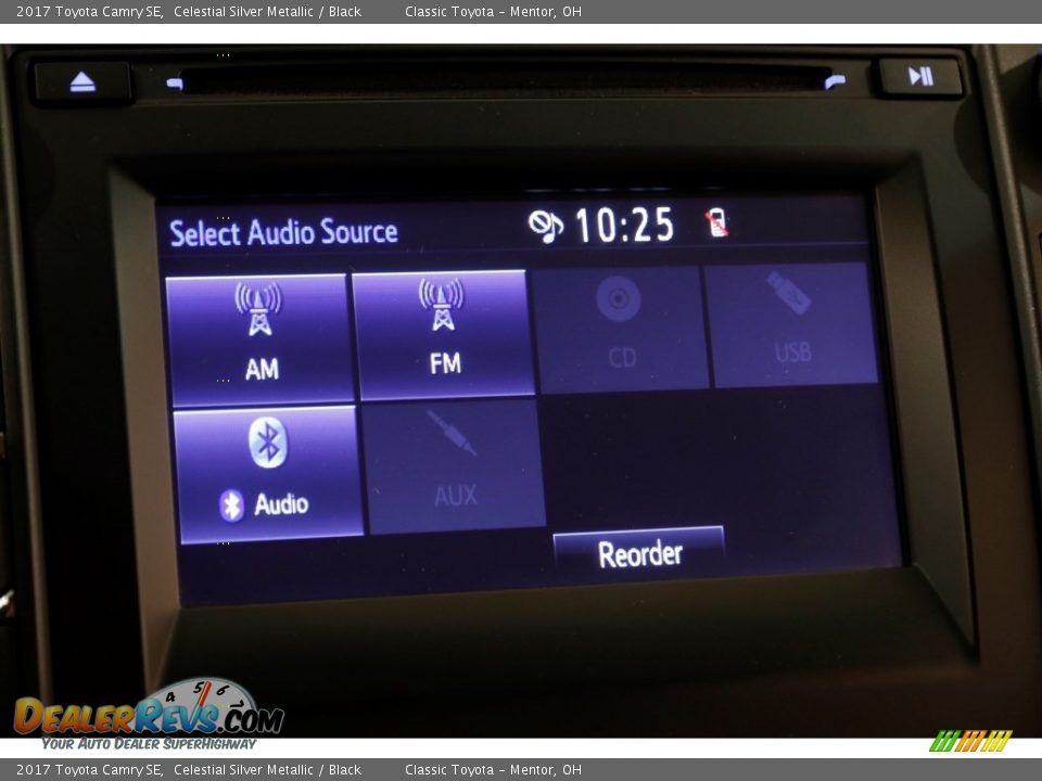 2017 Toyota Camry SE Celestial Silver Metallic / Black Photo #9