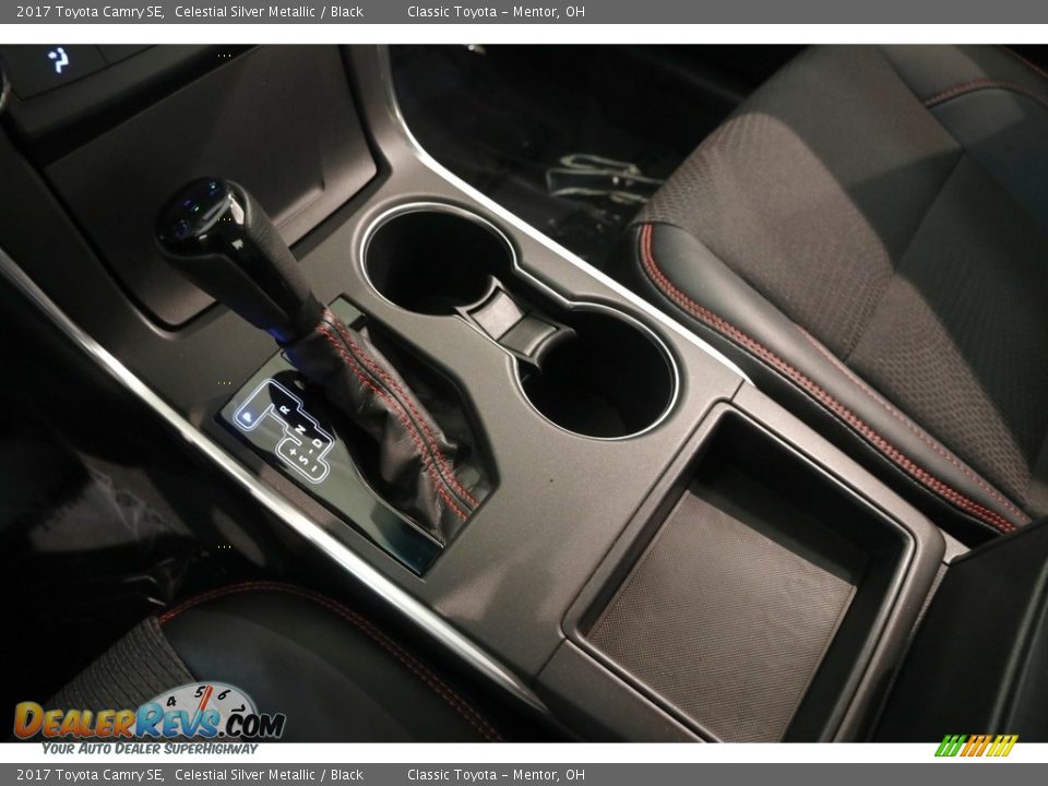 2017 Toyota Camry SE Celestial Silver Metallic / Black Photo #11